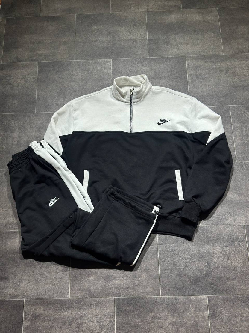 Nike Tracksuit - B&W Limited 2026